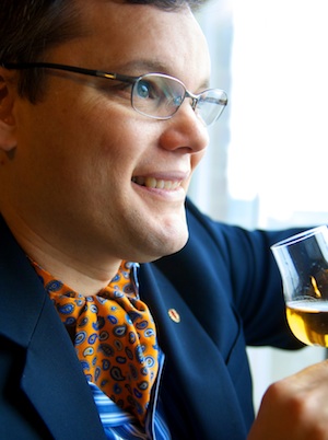 Fred Minnick - Wall Street Journal Bestselling Author - Headshot with Ascot